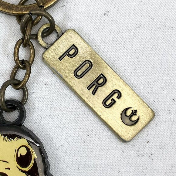 Star Wars Episode 8 Porg Enamel Keychain - Picture 4 of 4